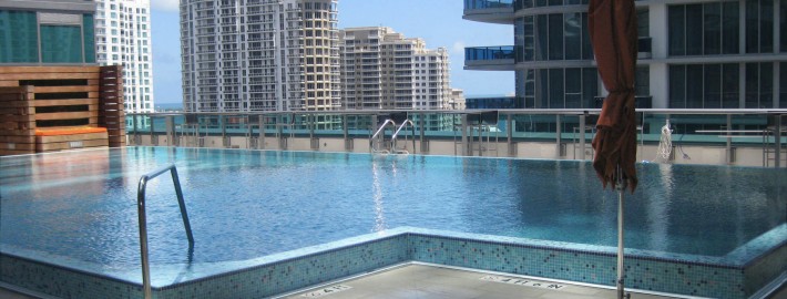 Met 2 Miami Rooftop Steel Pool