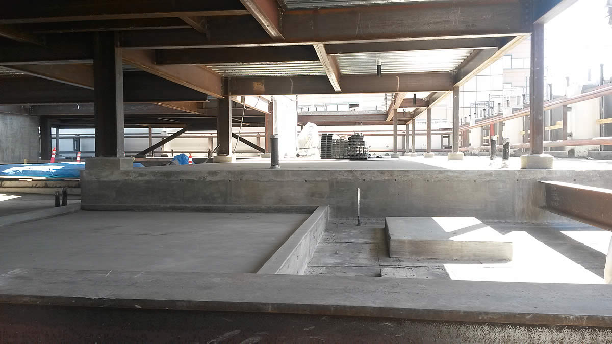 View of Edison Lofts Rooftop Pool - Construction Prep Work - Stainless Aquatics ...
